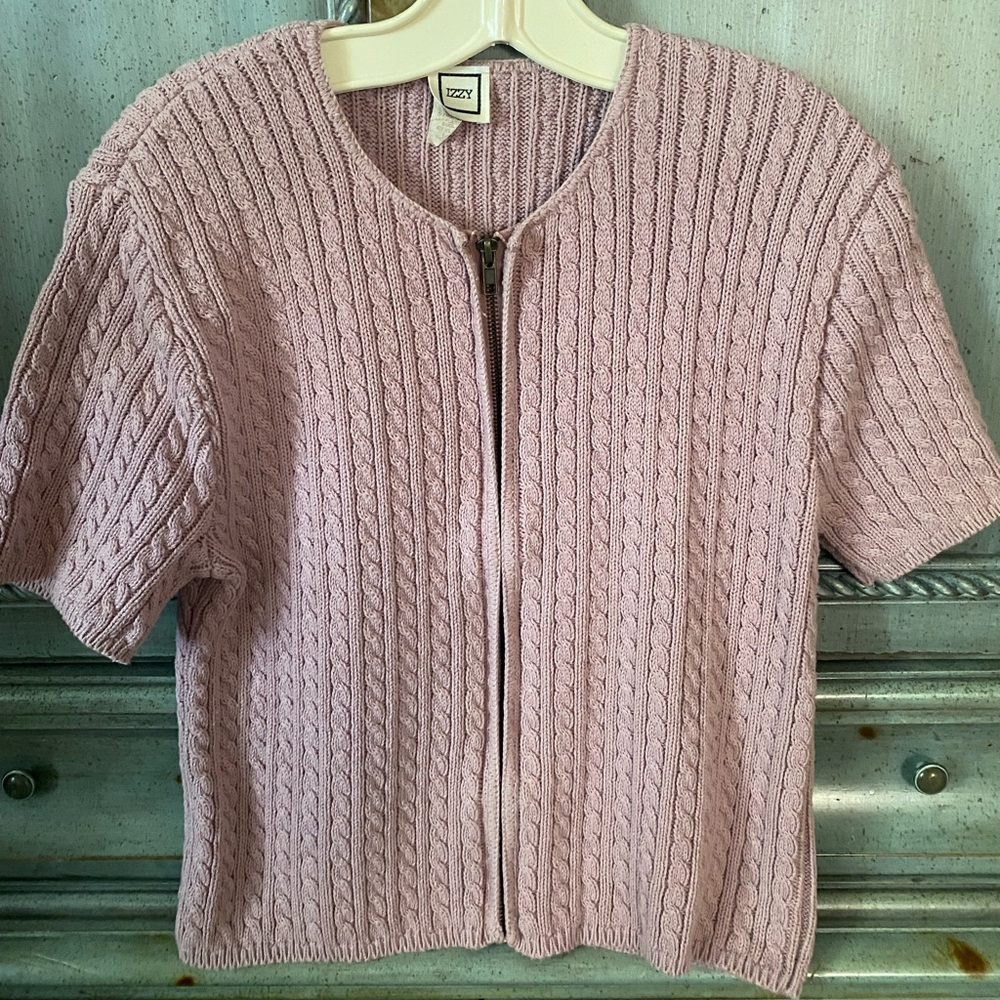 IZZY Pink Cable Knit Zip-front Cardigan